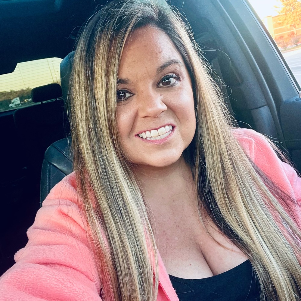 Meet your Posher, Stephanie